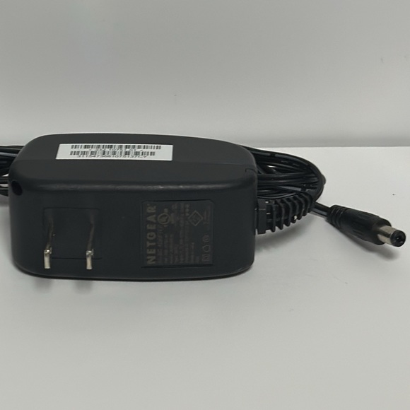 NetGear N600 Wireless Dual Band Router WNDR3400v3 - Picture 8 of 8